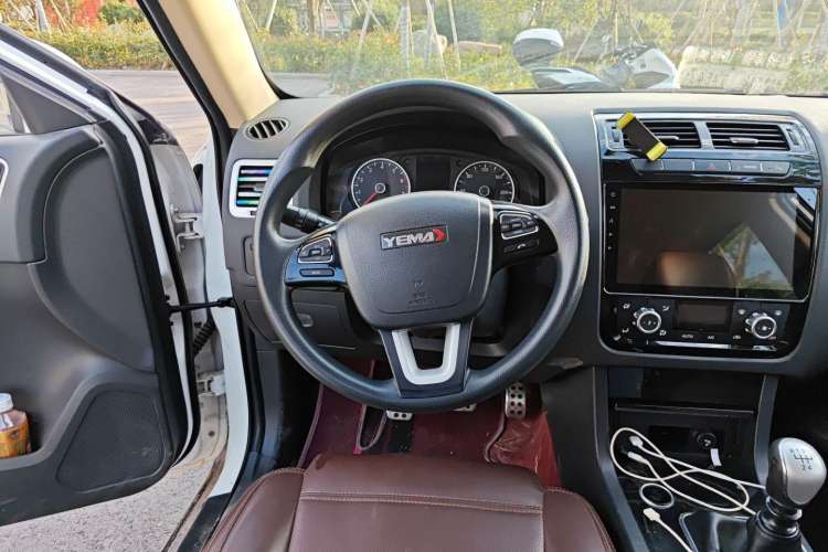 Used Yema T70 2016 Upgraded Model 1.5T Manual Luxury Version
