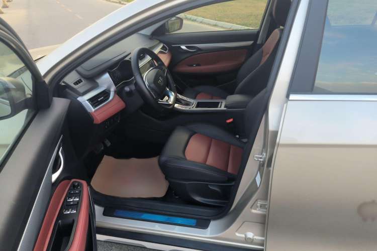 Used Geely Auto Vision S1 2019 Upgraded Model 1.5L CVT Luxury Version
