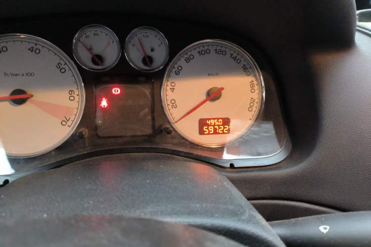 Used Peugeot 307 2013 Hatchback 1.6L Manual Comfort Edition
