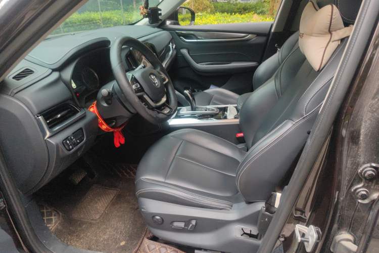 Used Brilliance V7 2018 280T DCT Prestige 5-Seater