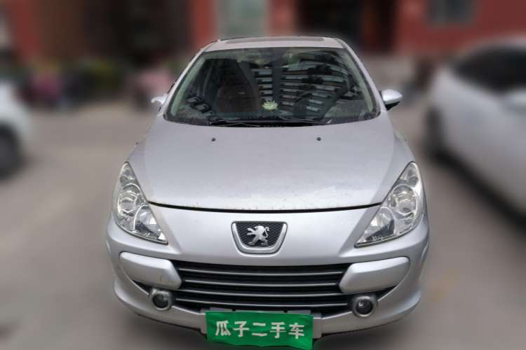 Used Peugeot 307 2013 Hatchback 1.6L Manual Comfort Edition
