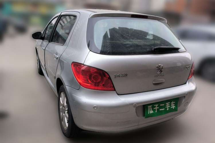 Used Peugeot 307 2013 Hatchback 1.6L Manual Comfort Edition
