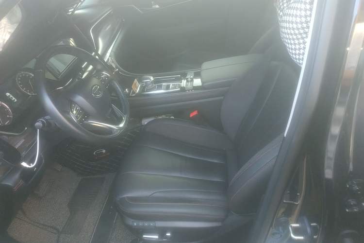 Used GAC Trumpchi GA8 2020 390T Prestige Edition Left Front Seat