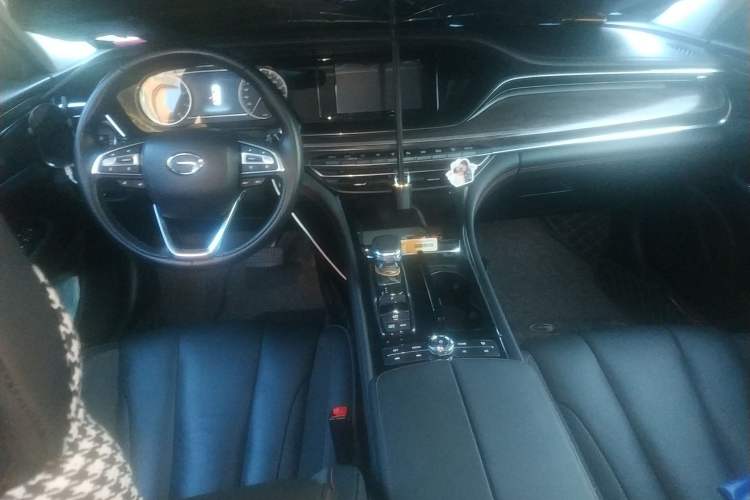 Used GAC Trumpchi GA8 2020 390T Prestige Edition Center Console