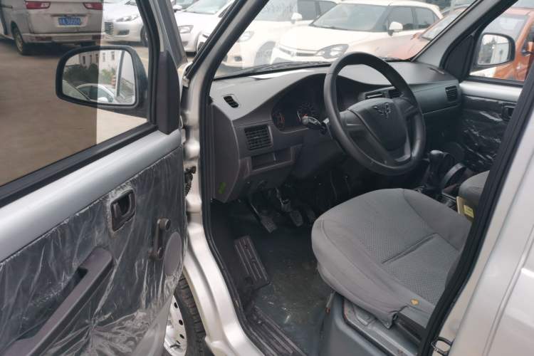 Used Wuling Rongguang 2020 1.5L Extended Basic Version China VI Standard L3C