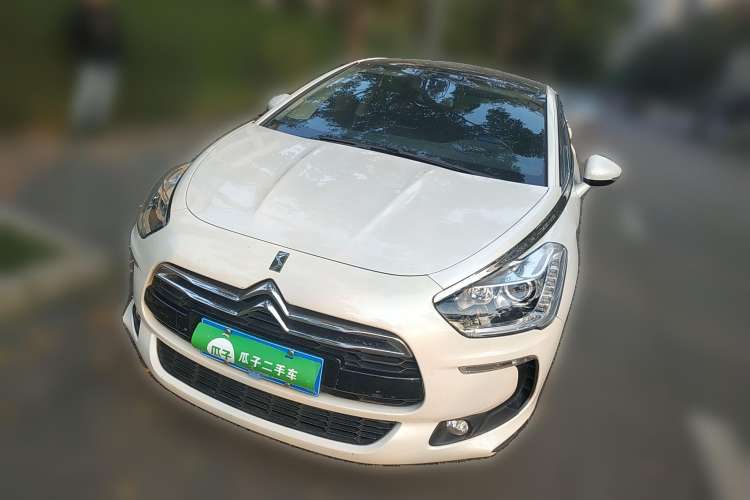 Used DS 5 2014 1.6T Luxury Edition THP160
