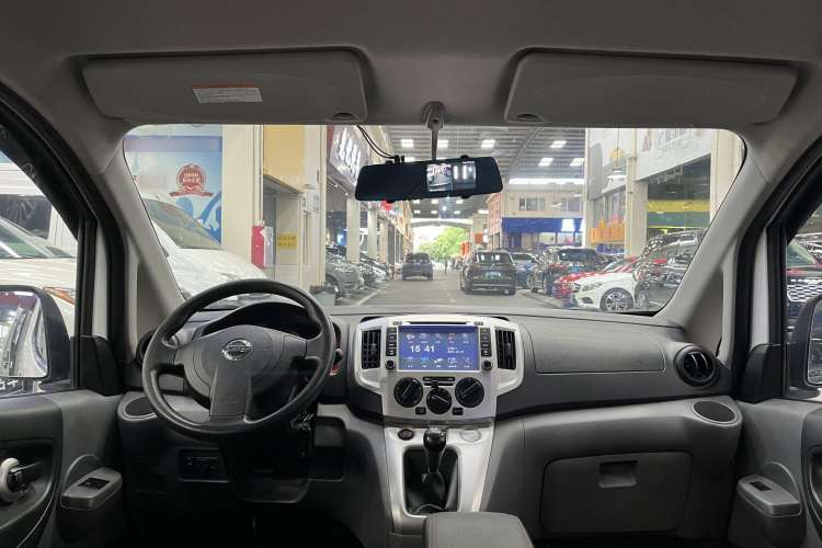 Used Nissan NV200 2013 1.6L Luxury Model China IV Standard Interior 2