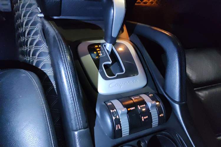 Used Porsche Cayenne 2006 Cayenne 3.2L AT
