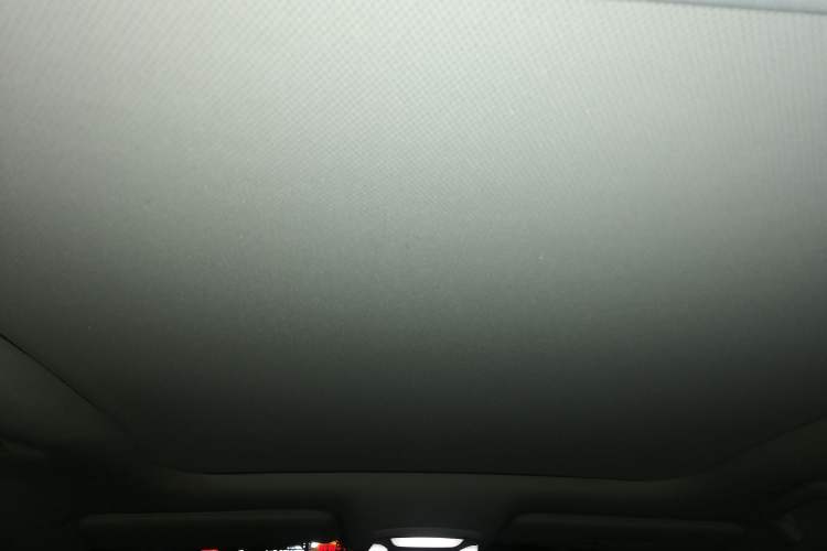 Used Zotye Z700 2018 Z700H 1.8T DCT Prestige Model Headliner