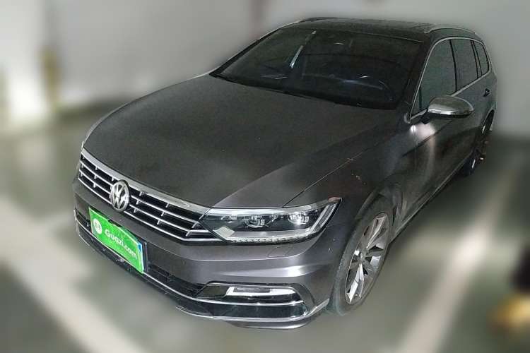 Used Volkswagen Variant 2016 380TSI Two-Wheel Drive R-Line Version