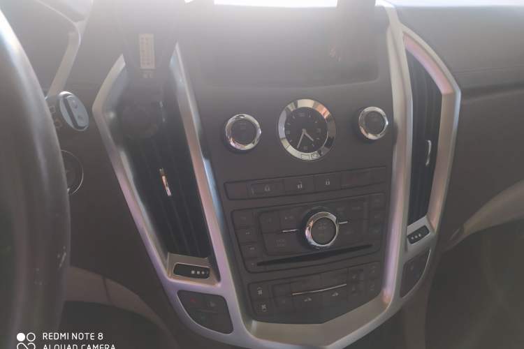 Used Cadillac SRX 2011 3.0L Luxury Model
