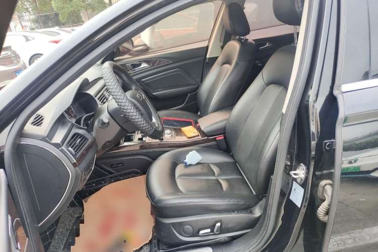 Used Zotye Z700 2016 1.8T DCT Elegant Version
