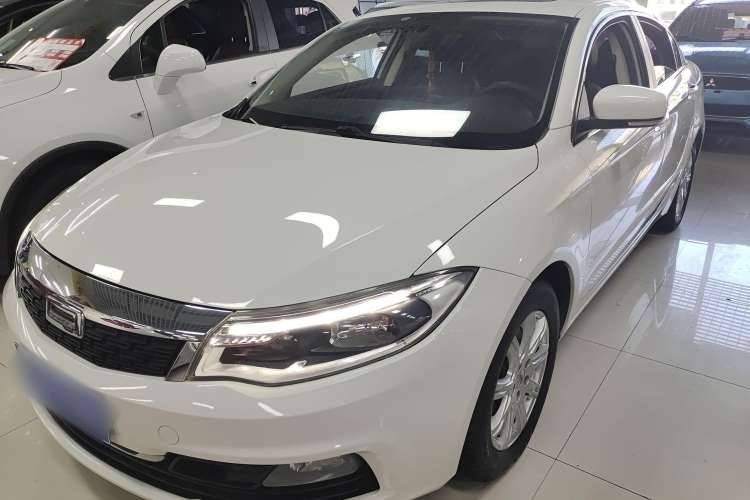 Used Qoros 3 2016 Sedan 1.6L Automatic Zhiyue Model