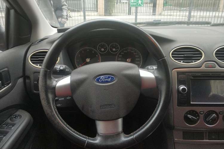 Used Ford Focus 2007 Hatchback 2.0L Manual Sport Edition