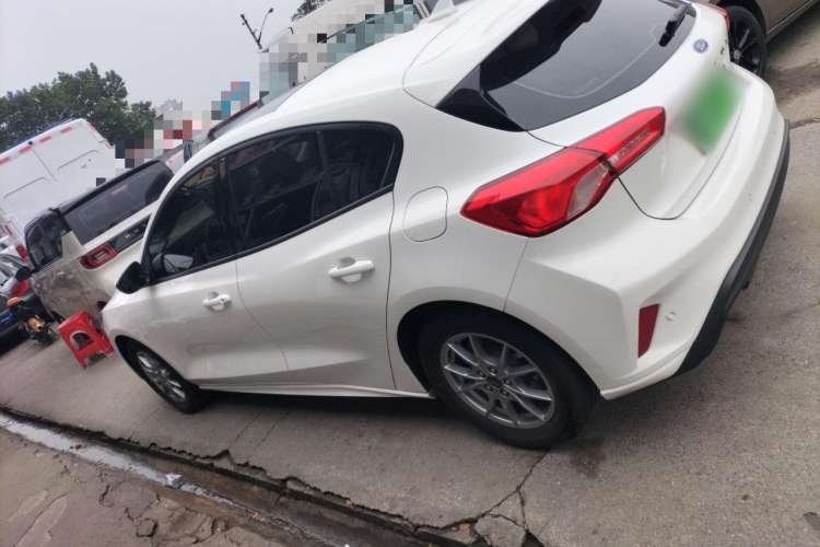 Used Ford Focus 2021 Hatchback EcoBoost 180 Automatic Titanium Edition