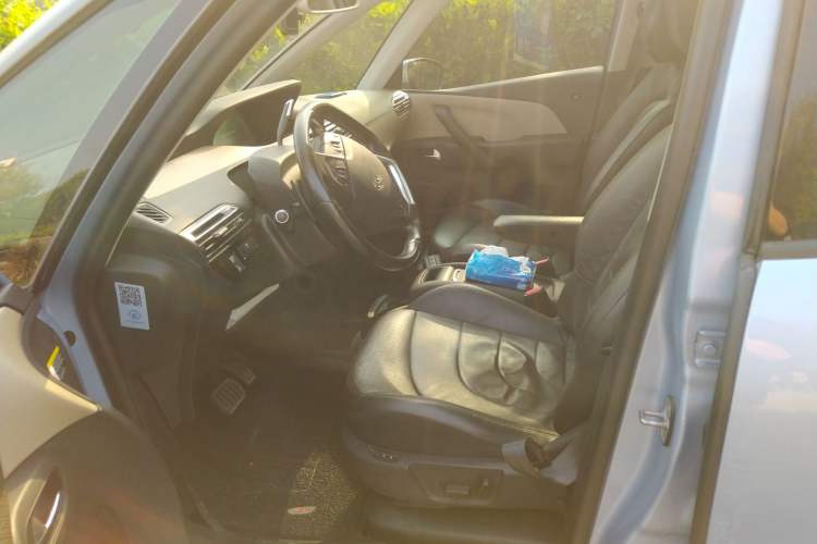 Used Citroen C4 Picasso 2015 Grand 1.6T Luxury 7-Seater
