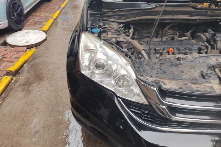 Used Honda CR-V 2010 2.0L manual two-wheel drive urban version
