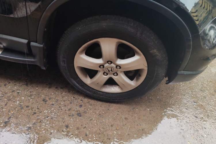 Used Honda CR-V 2010 2.0L manual two-wheel drive urban version
