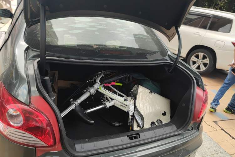 Used Peugeot 207 2011 Sedan 1.4L Manual Yule Edition Trunk