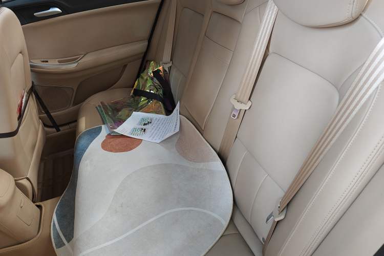 Used Roewe e550 2014 Flagship Edition
