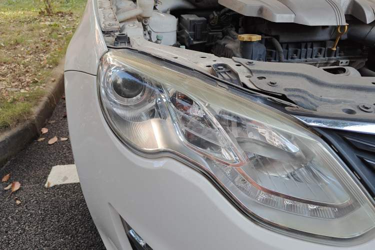 Used Roewe e550 2014 Flagship Edition
