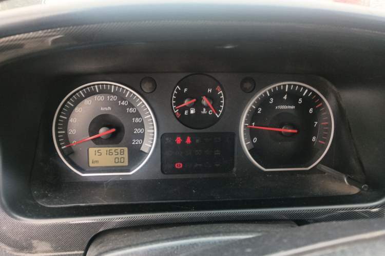 Used Jinbei Grace 2014 2.4L Standard Version Long Wheelbase 10-Seater 4RB2 Instrument Cluster