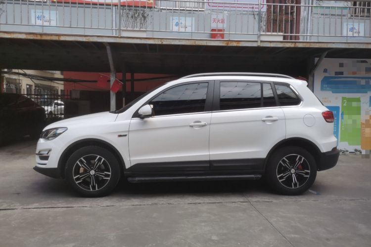 Used Zotye Domy X5 2017 Upgraded Model 1.5T Manual Luxury Version Left Side
