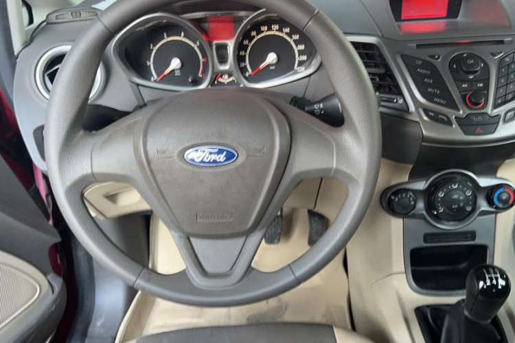 Used Ford Fiesta 2011 Hatchback 1.5L Manual Fashion Edition