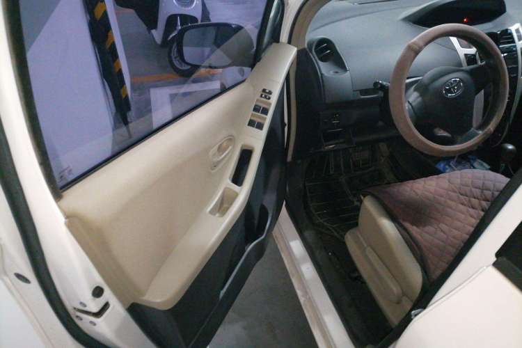 Used Toyota Yaris 2011 1.6E Automatic Charm Edition