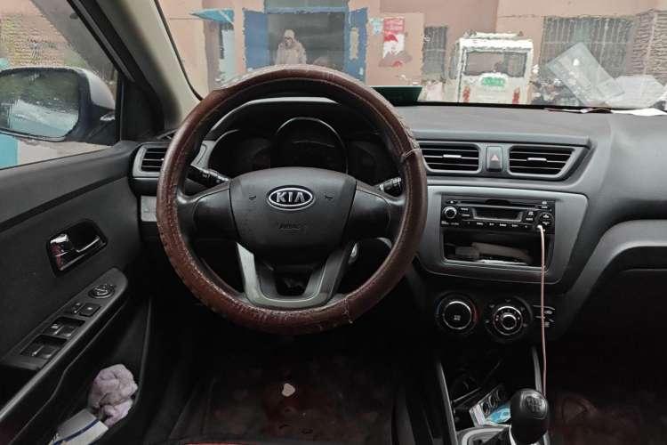 Used Kia K2 2011 Sedan 1.4L Manual Transmission GLS