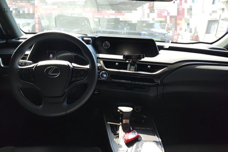 Used Lexus UX 2020 260h Explore & Adventure Edition
