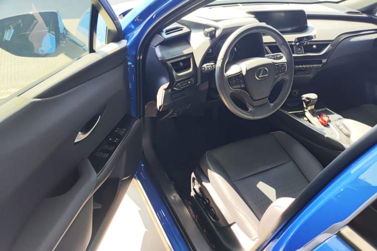 Used Lexus UX 2020 260h Explore & Adventure Edition
