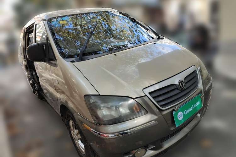 Used FORTHING Lingzhi 2011 Q3 2.0L 7-Seater Long-Wheelbase Entrepreneur Edition
