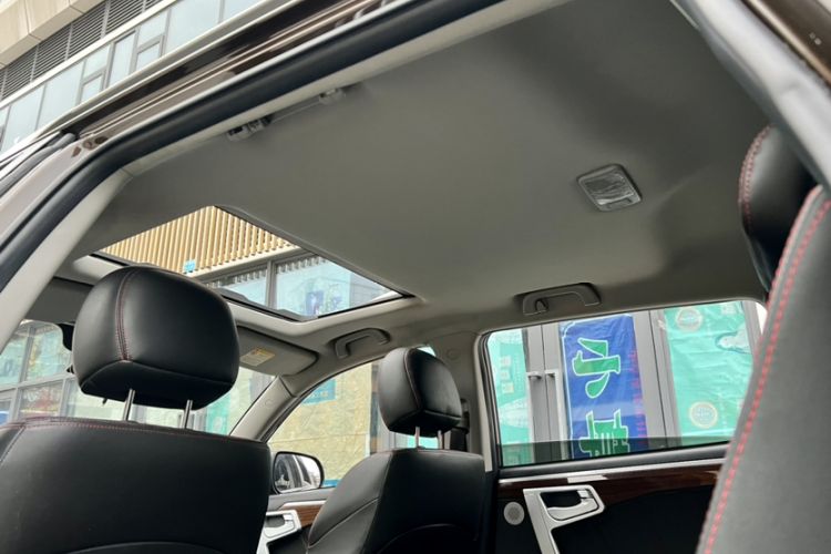 Used Geely Auto GX7 2015 Sports Edition 2.0L Automatic Prestige Model
