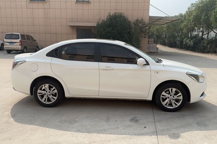 Used GAC Trumpchi GA3 2013 1.6L Manual Luxury ESP Version
