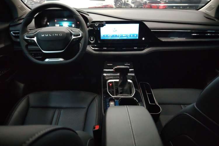 Used Wuling Victory 2020 1.5T CVT Luxury Model