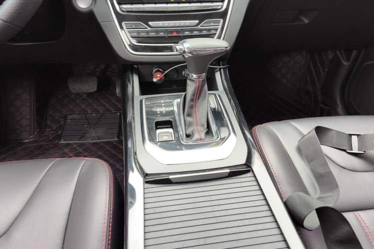 Used BAIC Beijing X5 2018 1.5T CVT Elite Version National V
