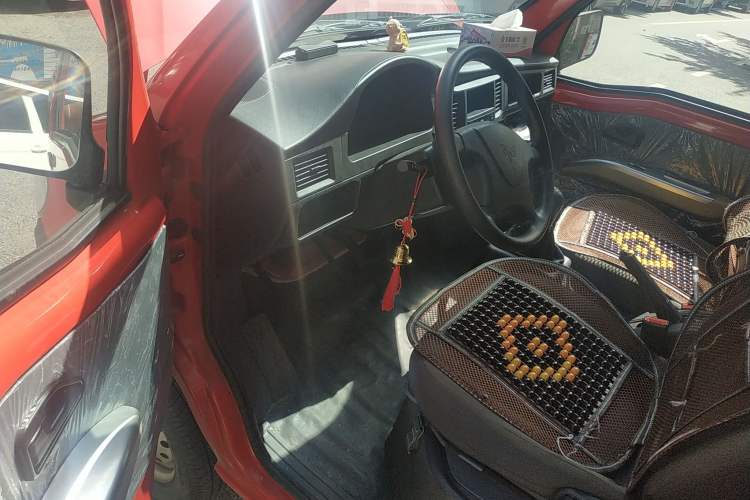 Used Wuling Zhiguang 2020 1.2L Practical Model China VI LSI
