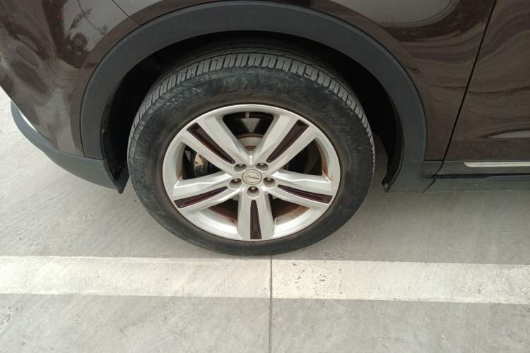 Used Zotye T700 2017 1.8T Dual-Clutch Luxury Model