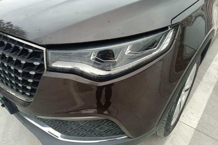 Used Zotye T700 2017 1.8T Dual-Clutch Luxury Model