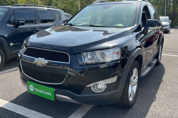 Used Chevrolet Captiva 2012 2.4L 4x4 Flagship Edition 7 Seats