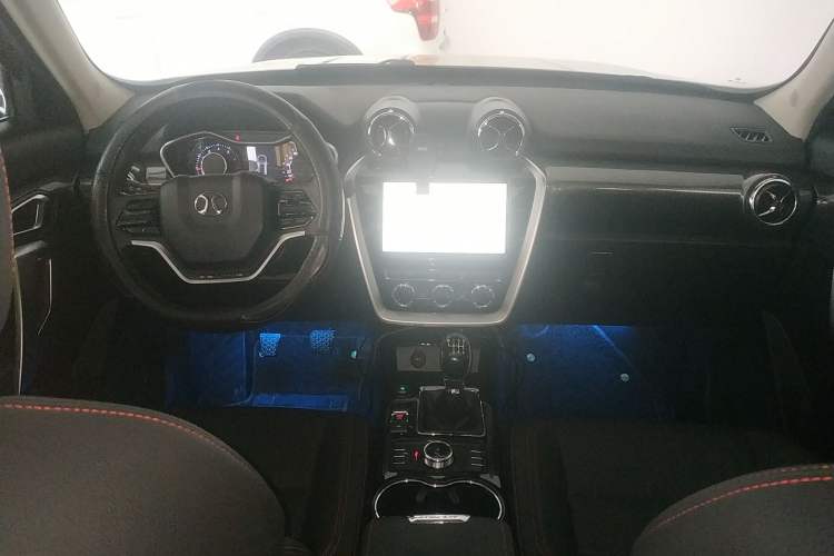 Used BAIC Off-Road BJ20 2016 1.5T Manual Luxury Model
