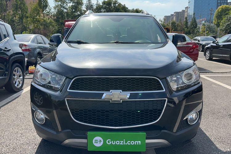 Used Chevrolet Captiva 2012 2.4L 4x4 Flagship Edition 7 Seats
