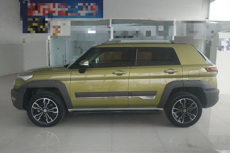 Used BAIC Off-Road BJ20 2016 1.5T Manual Luxury Model
