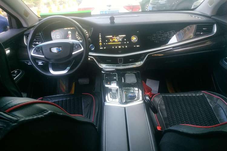 Used Geely Auto Emgrand GT New Energy 2018 1.5T PHEV Yaoxiang Edition Center Console