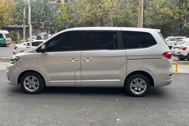 Used Huasong 7 2017 2.0T Automatic Standard Edition