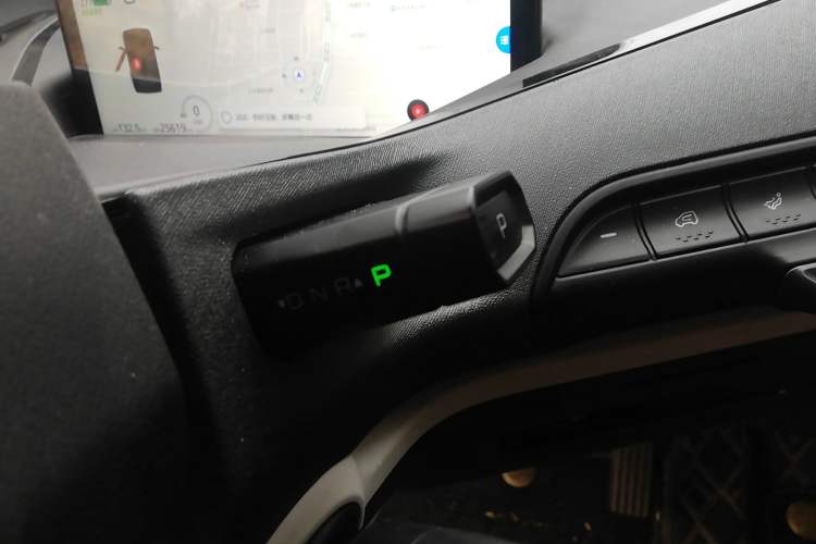 Used Baojun KiWi EV 2021 Designer Lithium Iron Phosphate