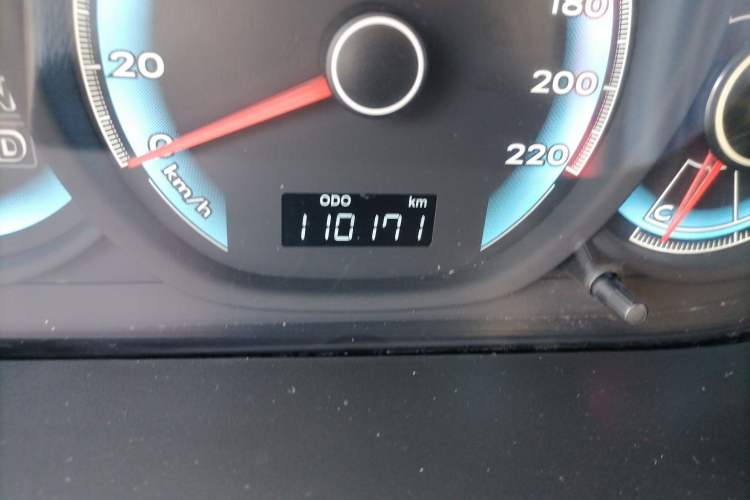 Used FAW Junpai D60 2015 1.8L Automatic Luxury Model
