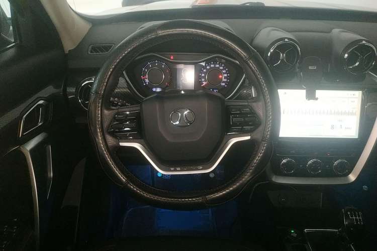 Used BAIC Off-Road BJ20 2016 1.5T Manual Luxury Model
