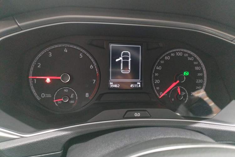 Used Volkswagen T-ROC 2018 230TSI DSG Two-Wheel Drive Advanced Version China VI Standard